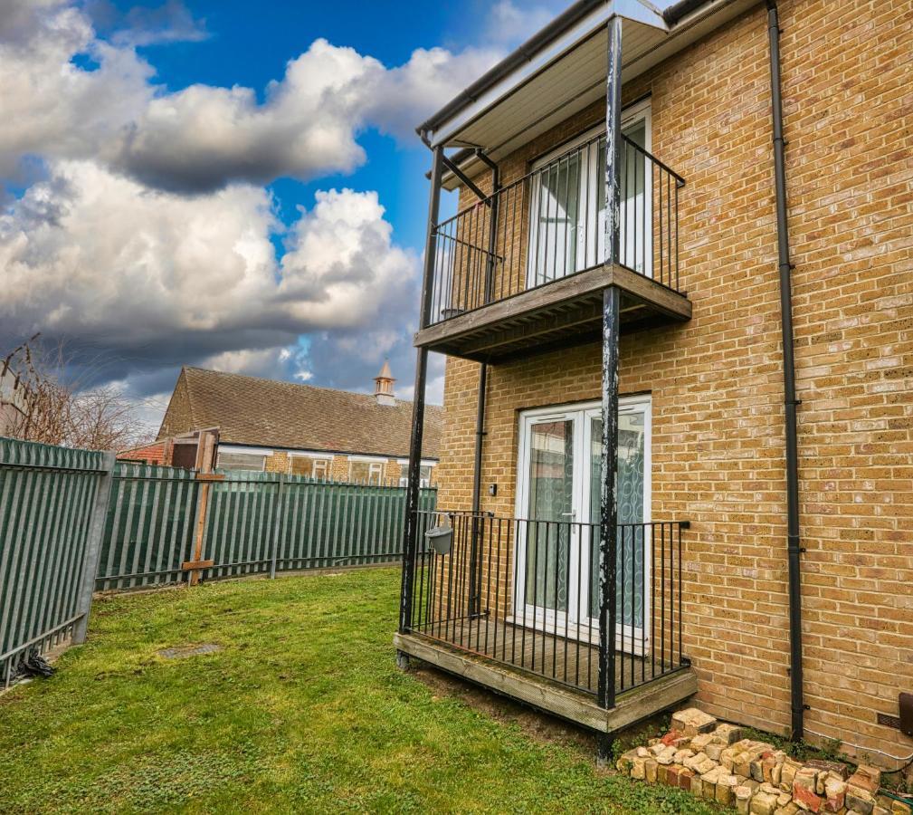 Erith Surespring Apartment מראה חיצוני תמונה